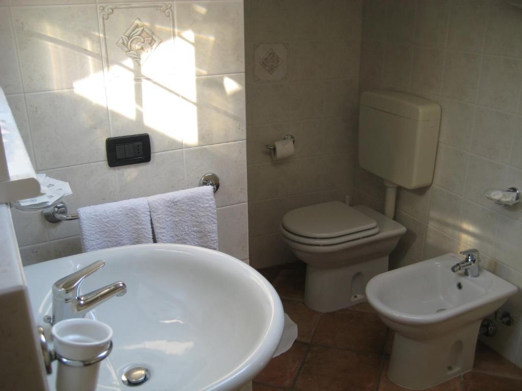 A Casa Da Franz Apartment Manerba del Garda Room photo